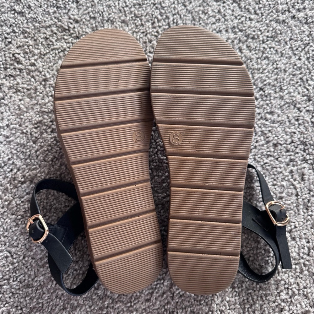 Sandals - Picture 3 of 3